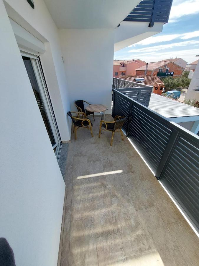Apartmani Tropical โวดีเซ ภายนอก รูปภาพ